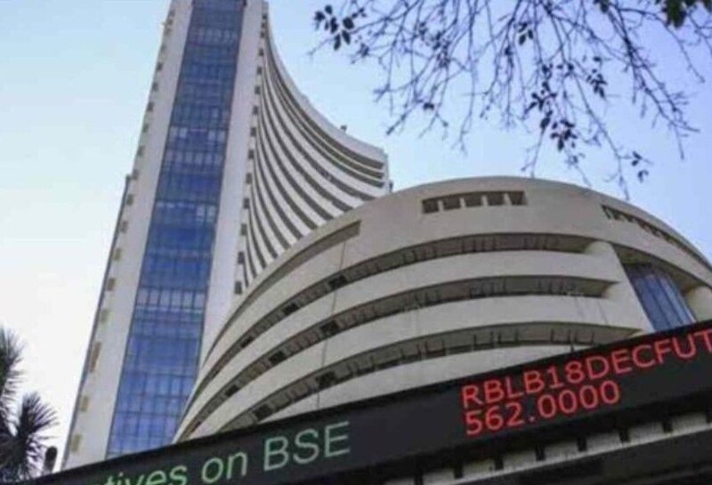 ₹1 लाख करोड़ की बिकवाली से बाजार हिला, विदेशी निवेशकों ने मार्च में किया बड़ा एग्जिट