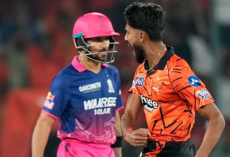 SRH के 30 लाख के गेंदबाज प्रफुल हिंगे का धमाकेदार डेब्यू, IPL में पहली ही मैच में बनाया इतिहास