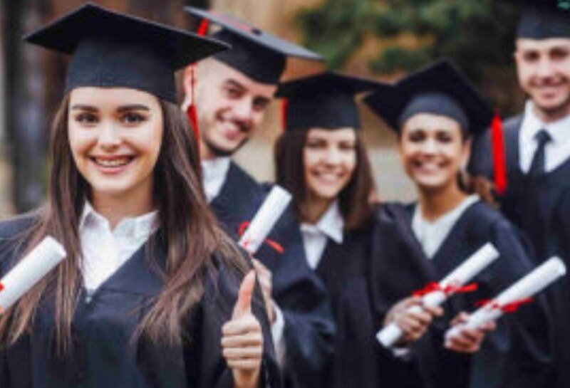 कनाडा में MBA करना चाहते हैं? जानिए टॉप यूनिवर्सिटी और भारतीय छात्रों की फीस
