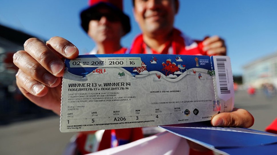 लाखों रुपये खर्च, फिर भी नहीं मिले FIFA World Cup के टिकट; परिवार की नजर आखिरी मौके पर 1 fiaf 1