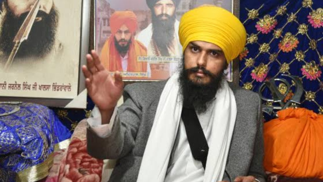 FBI की मोस्ट वांटेड लिस्ट में अमृतपाल सिंह का नाम, अमेरिका-कनाडा में ड्रग तस्करी का आरोप