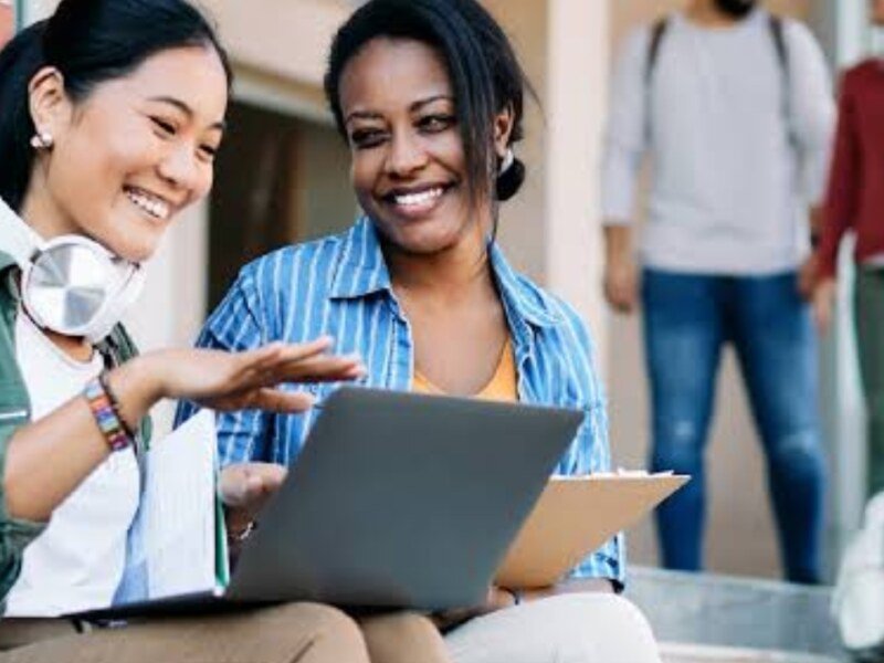 Advice for New students in Canada: कनाडा में नए छात्रों के लिए भारतीय की खास सलाह, कम्युनिटी से बाहर निकलना क्यों जरूरी