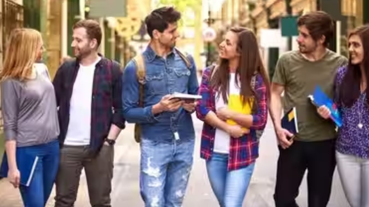 कनाडा में भारतीय छात्रों की सुरक्षा पर फोकस, अजनबियों से दूरी समेत अपनाएं ये सावधानियां 1 insya