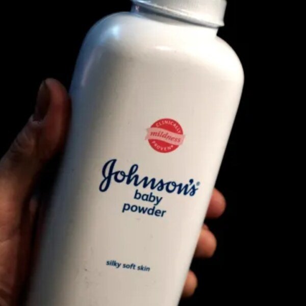 Johnson Johnson Powder Cancer: बेबी पाउडर कैंसर विवाद में जॉनसन एंड जॉनसन का बड़ा कदम, $5.5 बिलियन के सेटलमेंट का ऑफर