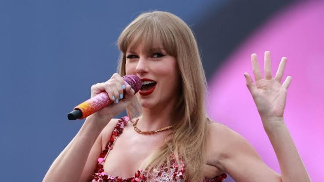 Taylor Swift Ticket Scam: कॉन्सर्ट टिकट के नाम पर उड़ाए $265K, कनाडा की महिला ने अदालत में मानी धोखाधड़ी की बात 1 trailo